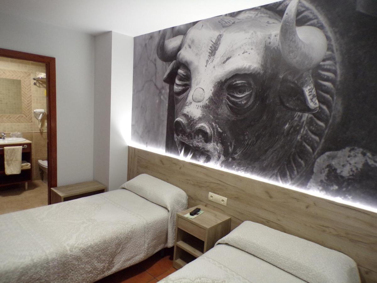 Hostal Serruchi Teruel Ngoại thất bức ảnh
