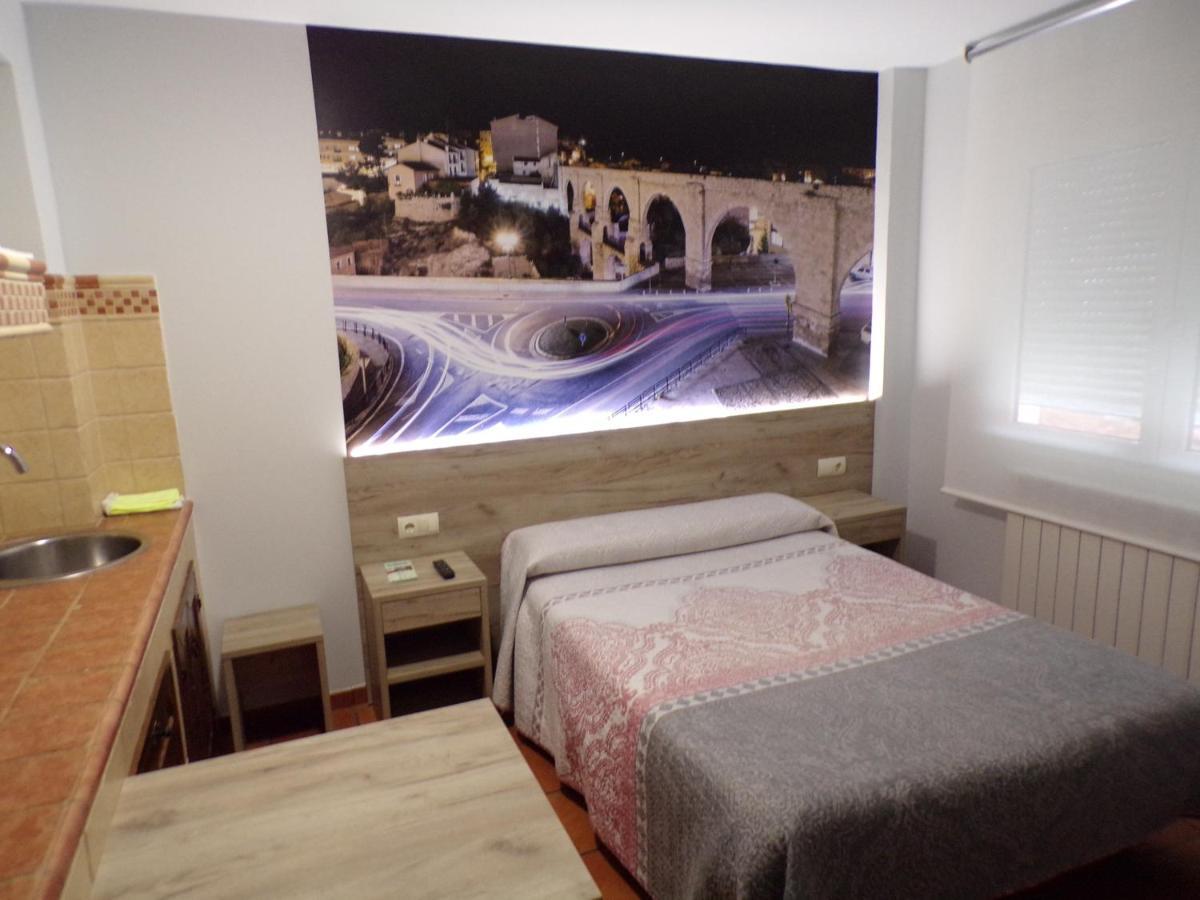 Hostal Serruchi Teruel Ngoại thất bức ảnh