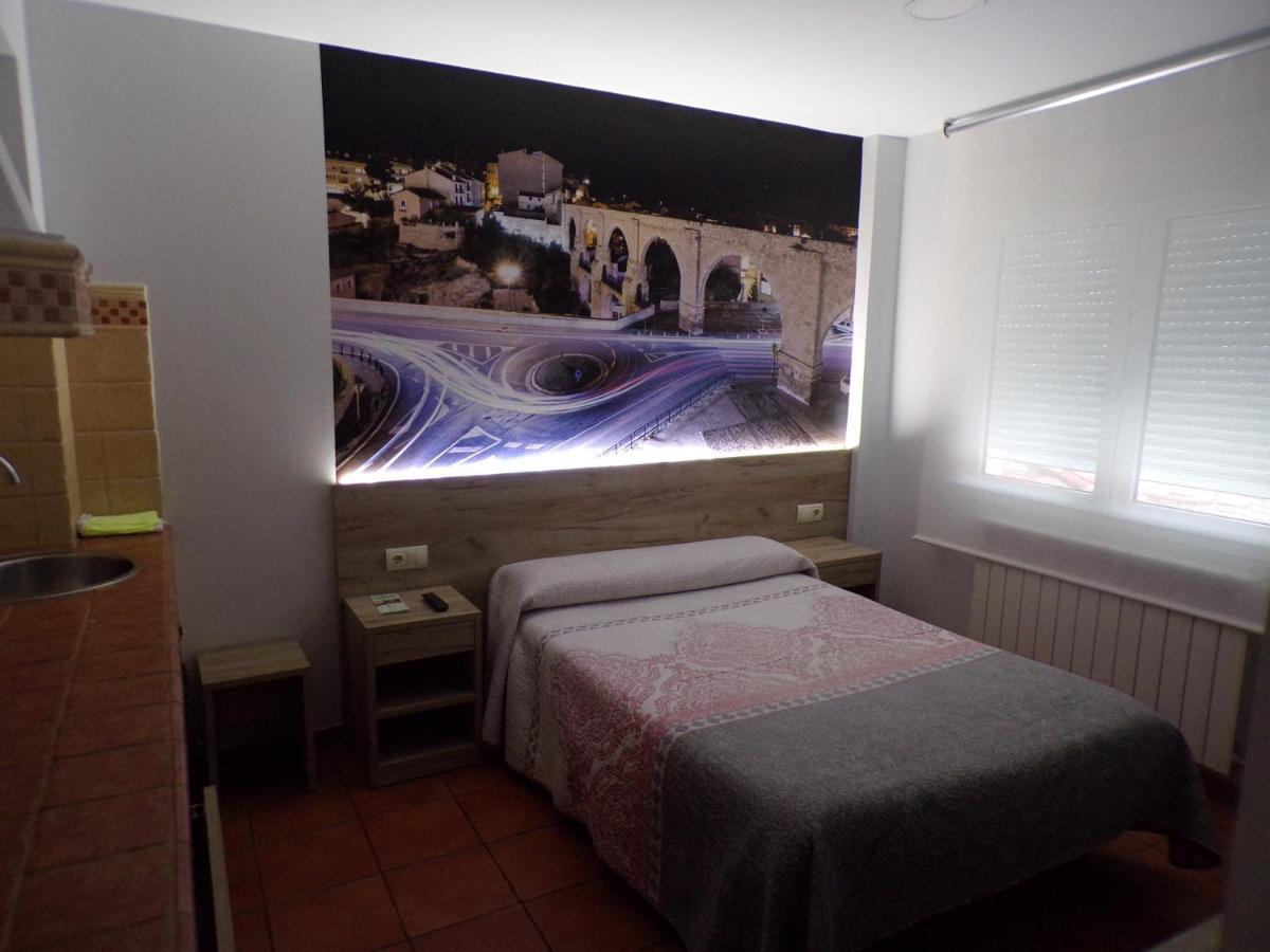 Hostal Serruchi Teruel Ngoại thất bức ảnh