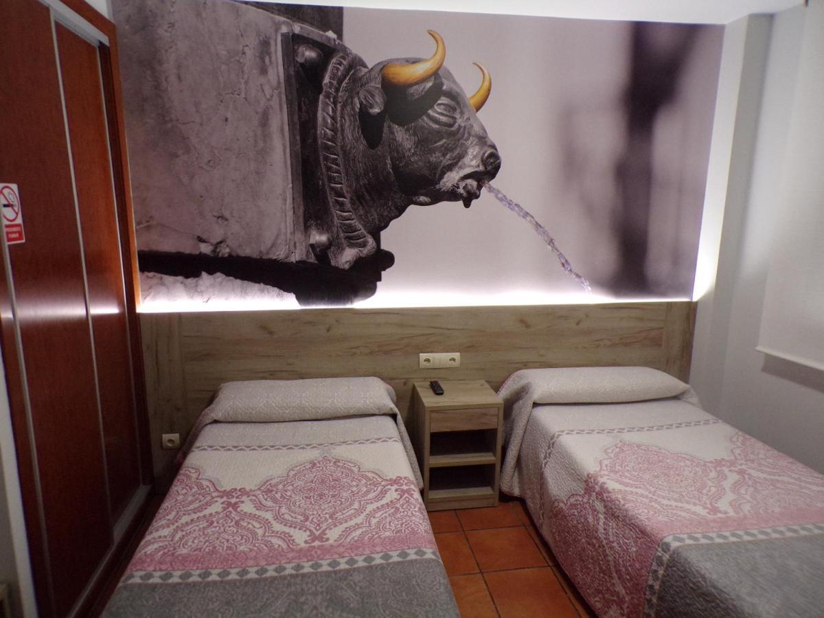 Hostal Serruchi Teruel Ngoại thất bức ảnh