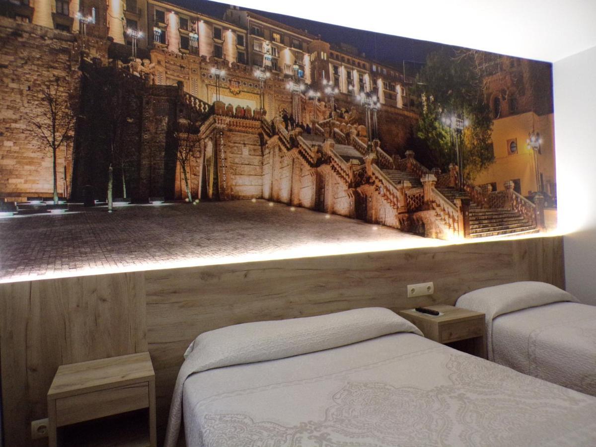 Hostal Serruchi Teruel Ngoại thất bức ảnh
