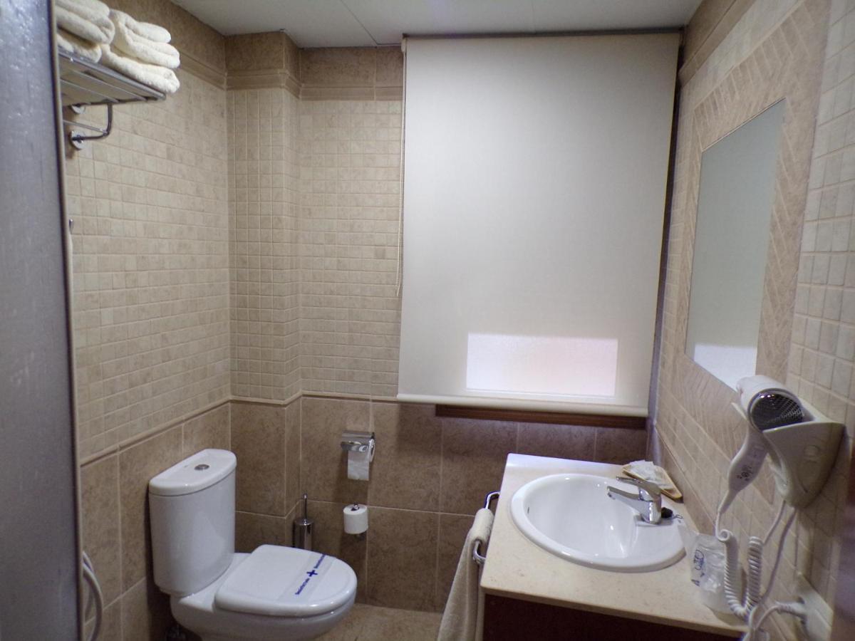 Hostal Serruchi Teruel Ngoại thất bức ảnh
