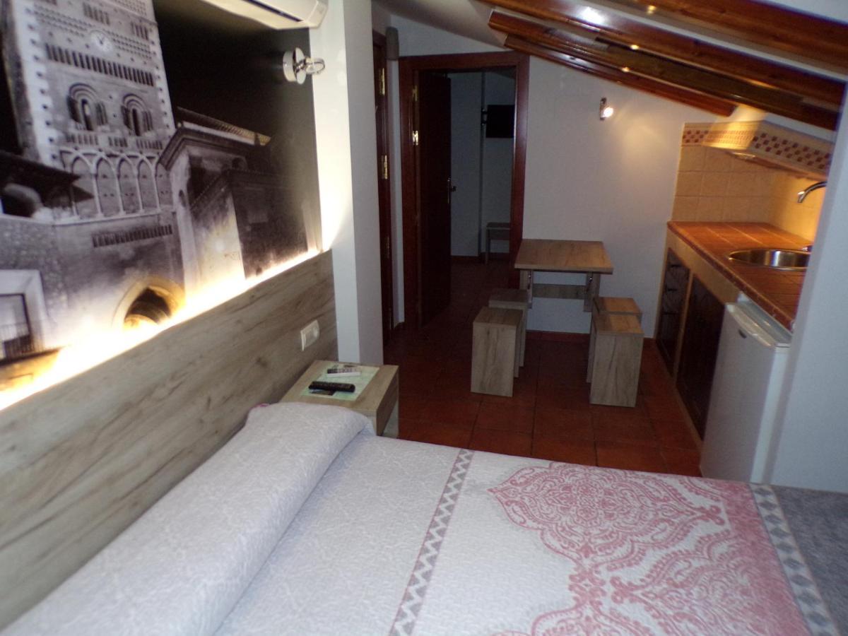 Hostal Serruchi Teruel Ngoại thất bức ảnh