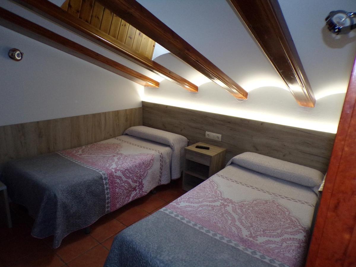 Hostal Serruchi Teruel Ngoại thất bức ảnh