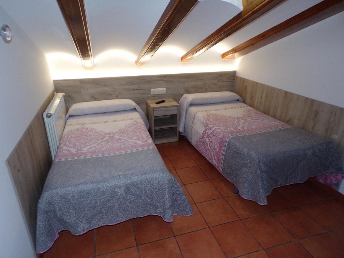 Hostal Serruchi Teruel Ngoại thất bức ảnh