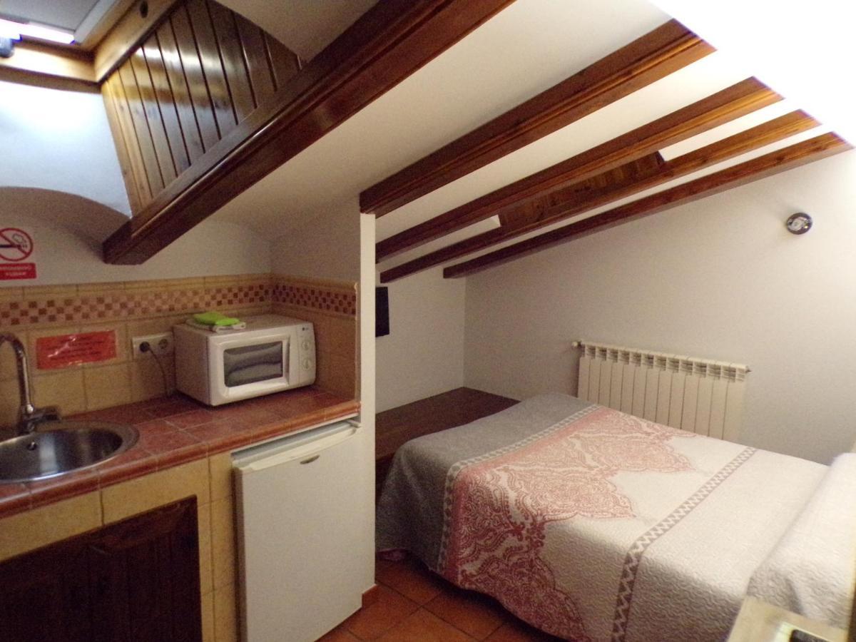 Hostal Serruchi Teruel Ngoại thất bức ảnh