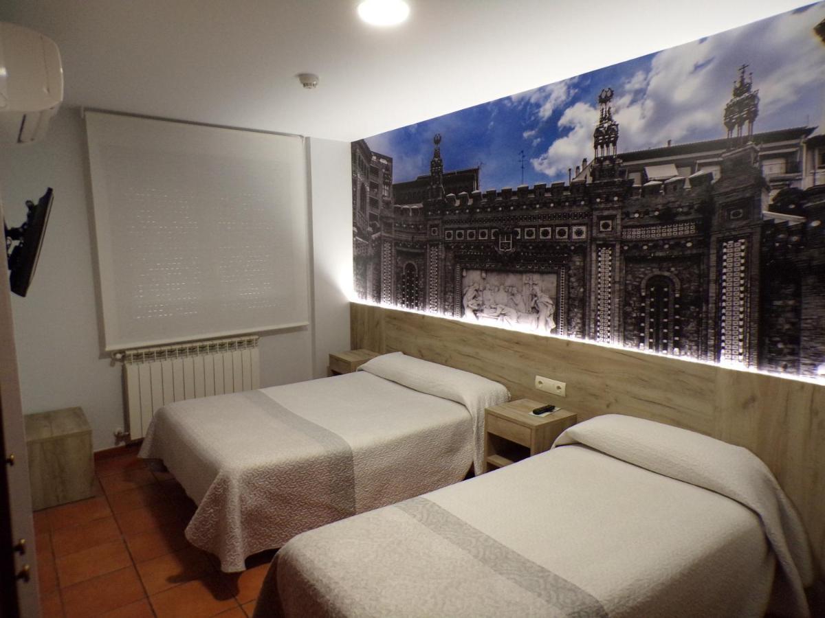 Hostal Serruchi Teruel Ngoại thất bức ảnh