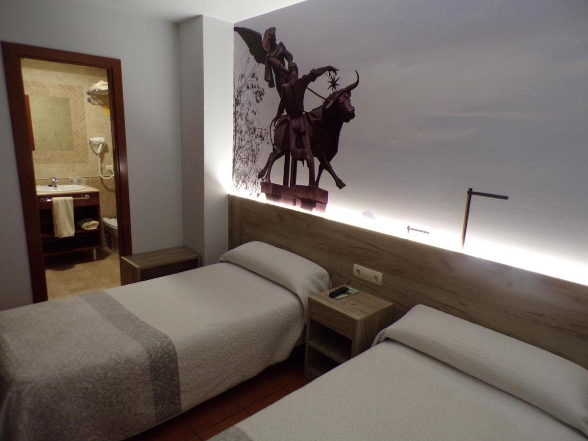 Hostal Serruchi Teruel Ngoại thất bức ảnh