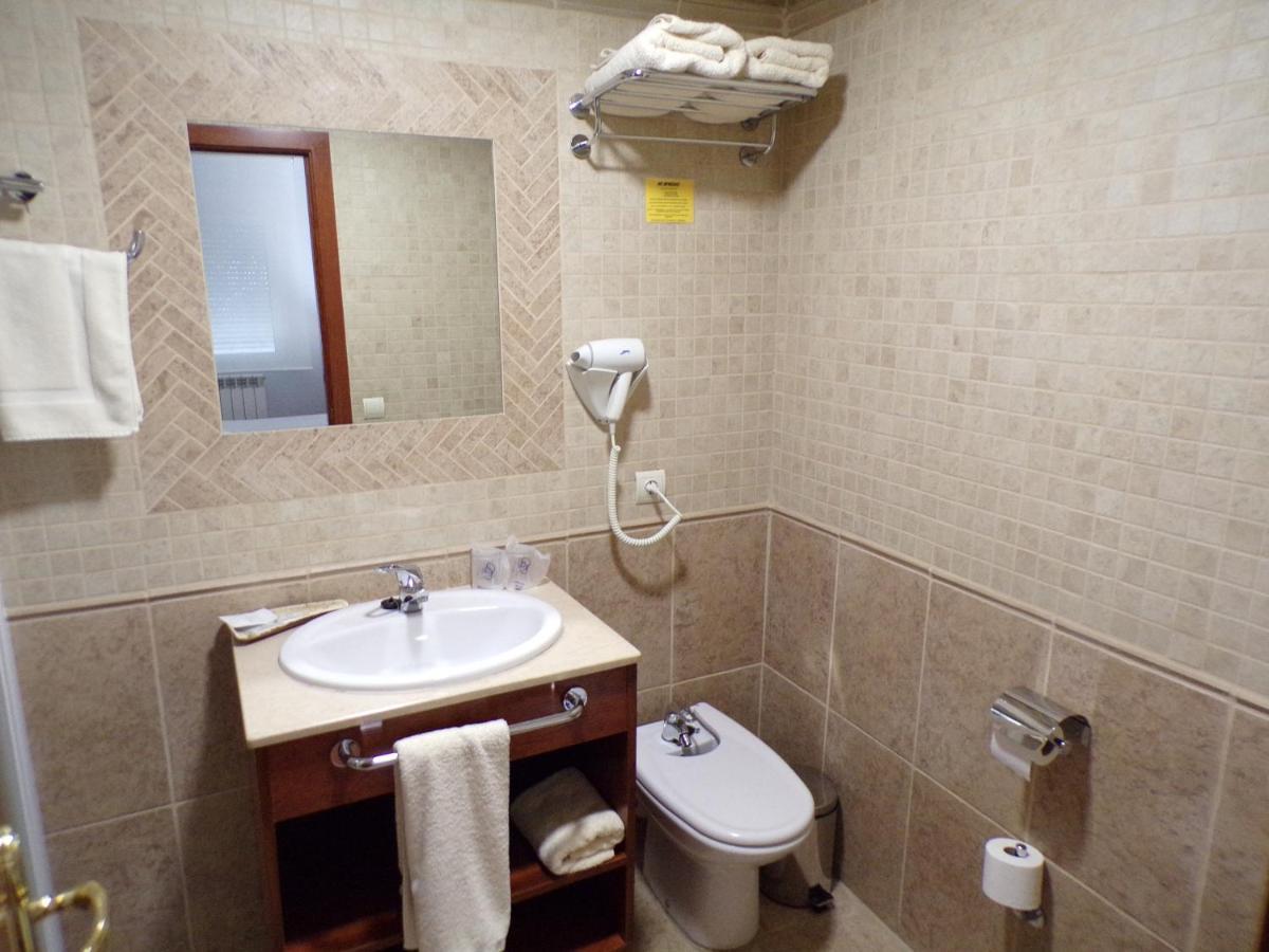 Hostal Serruchi Teruel Ngoại thất bức ảnh