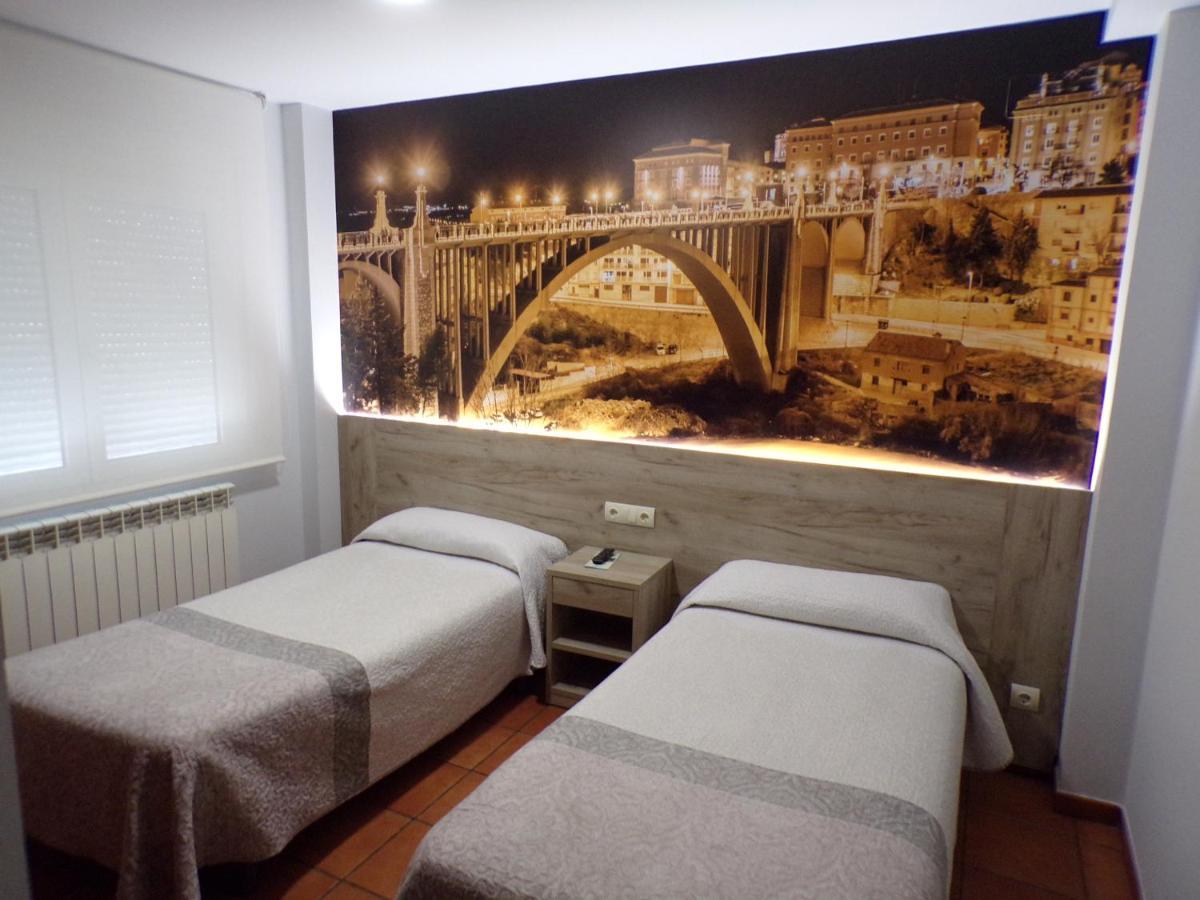 Hostal Serruchi Teruel Ngoại thất bức ảnh
